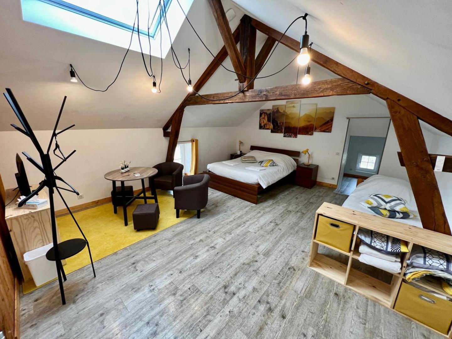 Chez Marcel - Maison 3 Chambres Люсак-ле-Шато Екстериор снимка